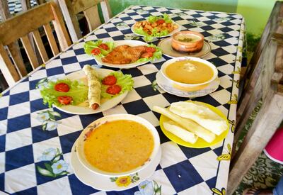 La Iglesia  pide donaciones de alimentos para dar de comer a aproximadamente 8.000 familias.