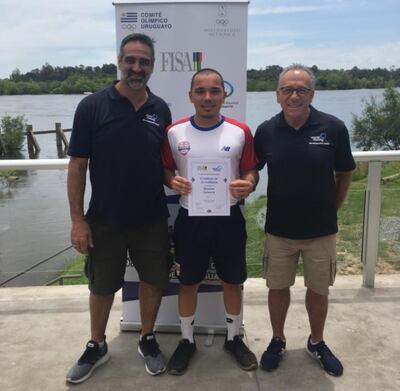 Dionisio Gamarra fue uno de los dos paraguayos que se graduaron del curso para entrenadores de remo en Uruguay.