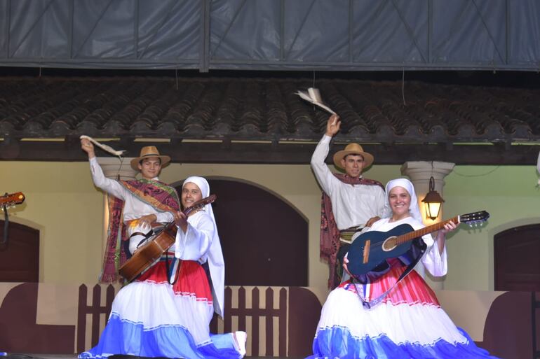 Festival de Danzas en Ypacaraí en su 47º edición