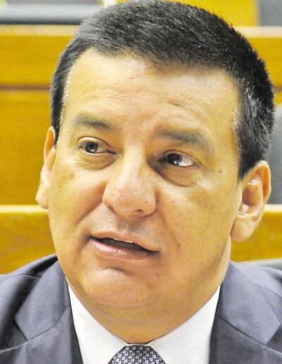 Ramón Romero Roa (ANR), diputado por Alto Paraná y miembro de la bancada de Colorado Añetete, pide desafiliación de Tarragó.