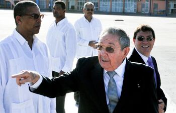raul-castro-actual-dictador-de-cuba-que-con-su-hermano-fidel-gobiernan-la-isla-desde-hace-mas-de-medio-siglo--201944000000-1331123.jpg