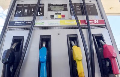 El precio internacional del petróleo registró un desplome histórico, ante la caída de la demanda. En nuestro país, los empresarios coinciden en que la venta de sus derivados cayó en un 80%.