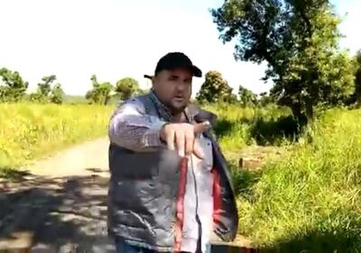 Momento en que el diputado Andrés Rojas Feris pide que no se lo filme al percatarse de la presencia de los intervinientes.