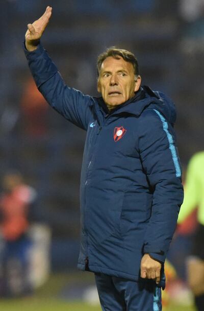 Miguel Russo se prepara para dirigir su primer clásico en Paraguay