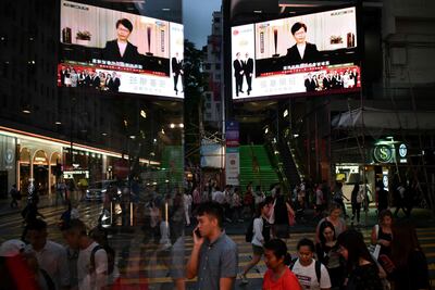 La jefa de gobierno regional anunció el retiro del proyecto de ley de extradición ingresado al Parlamento de Hong Kong, en un intento por frenar la crisis desatada hace tres meses.