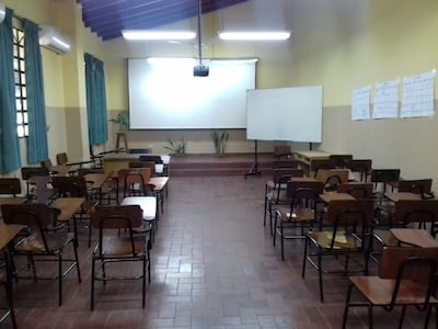 Aulas vacías en la UNA.