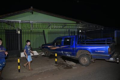 Choque contra reja en camino vecinal de San Lorenzo