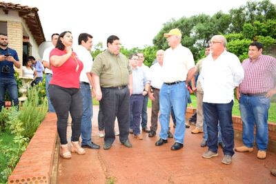 /pf/resources/images/abc-placeholder.png?d=2424