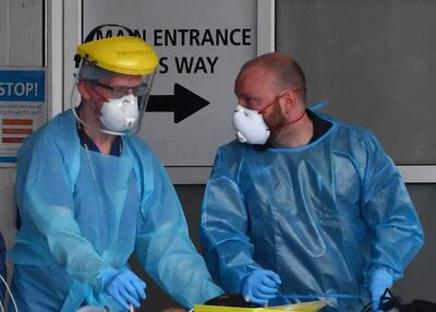 Reino Unido teme quedar sin equipo protector para médicos.