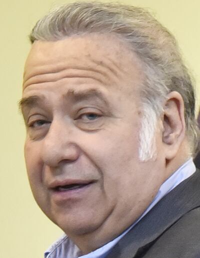 Óscar González Daher (cartista), expulsado del Senado, estuvo preso diez meses por supuesto lavado de dinero y otros.