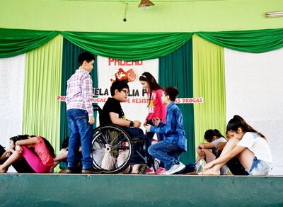 Representación de los alumnos durante el lanzamiento del programa educacional.