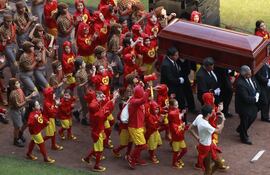 mexico-dijo-adios-a-su-querido-chespirito-con-un-multitudinario-homenaje-95922000000-1162625.JPG