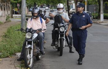 las-autoridades-policiales-insistieron-en-que-los-controles-deben-ser-en-lugares-visibles--193835000000-1721113.jpg