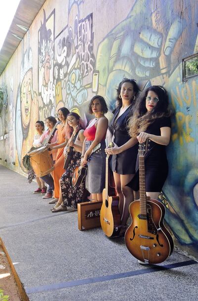 Voces de mujeres  que crecen unidas.