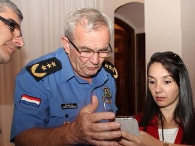 comisario (SR) Carlos Ramón Altemburger