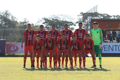 El plantel sub 19 de Cerro Porteño, único líder de su categoría.