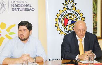 jorge-ortega-de-la-senatur-y-jose-zanotti-cavazzoni-del-touring-y-automovil-club-paraguayo--215016000000-1678923.jpg