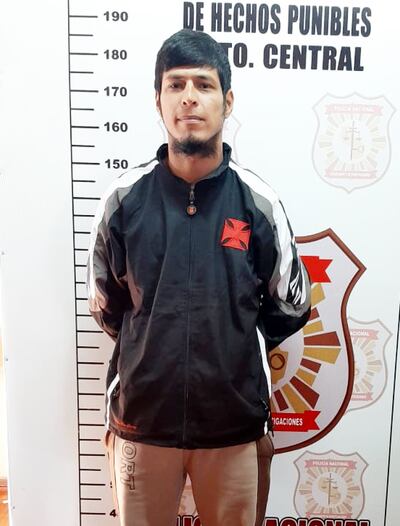 Héctor Manuel Escobar, en cuyo pantalón se hallaron rastros de sangre, es el principal sospechoso del homicidio de Víctor Delvalle.