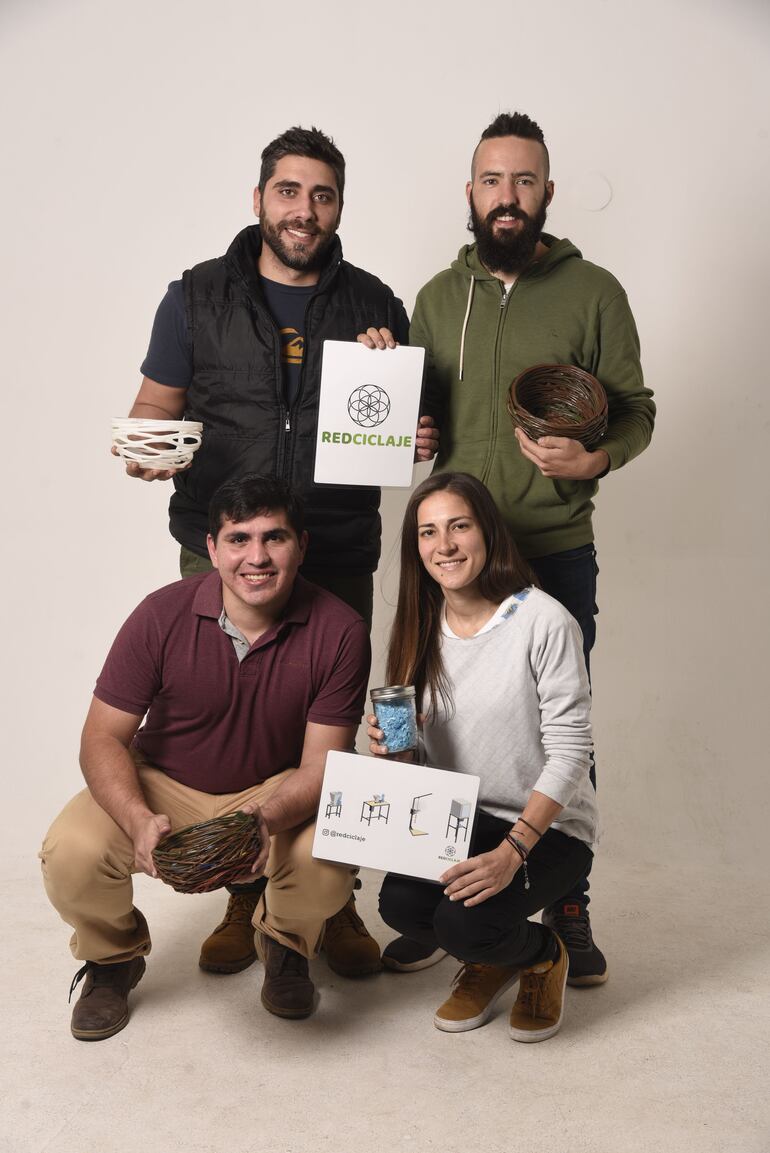 Guillermo Russo,  Marc Falces, Nery Acuña y Ani Sisul, miembros de Redciclaje.