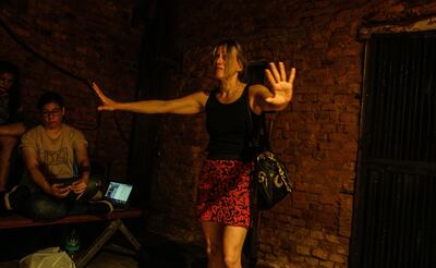 Desde la historia de dos jóvenes engañadas para ejercer la prostitución parte esta nueva obra.