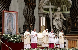 el-papa-francisco-oficia-una-misa-con-motivo-del-dia-de-la-virgen-de-guadalupe-en-la-basilica-de-san-pedro-161655000000-1269891.JPG