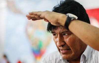 El Gobierno interino de Bolivia solicitó a Interpol activar el “código rojo” para la captura de Evo Morales, el dirigente indígena y socialista que  gobernó casi 14 años.