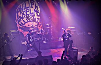 philip-anselmo-the-illegals-en-pleno-show-232921000000-1801032.jpeg