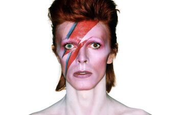 tributo-a-bowie-en-nueva-york-empanado-con-la-retirada-de-the-roots-135645000000-1443991.jpg