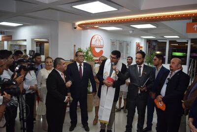 Autoridades participando de la reinauguración sede del gobierno municipal en Encarnación.