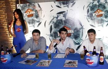 lanzamiento-organizadores-del-torneo-blanco-y-negro-pilsen-explicaron-detalles-en-una-rueda-de-prensa--235819000000-566096.jpg