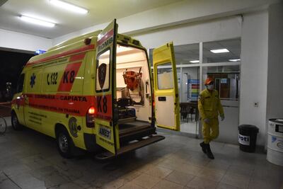 Bomberos de las octava compañía Capiatá auxiliaron a las víctimas.