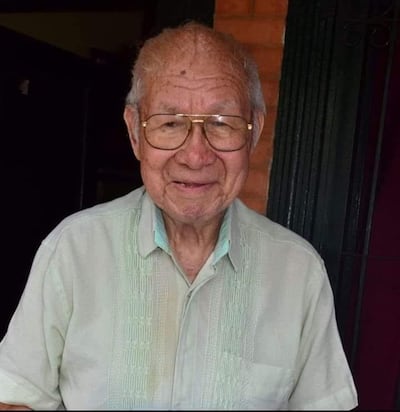 Padre Teófilo Cáceres Vega, destacado sacerdote e historiador tobateño.