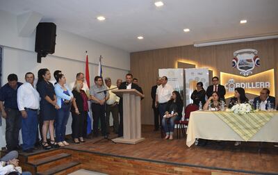 El intendente Diego Riveros de Caacupé defendió a los jefes comunales ante las declaraciones de la senadora Blanca Ovelar.