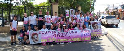 Este domingo, familiares y voluntarios integrantes de los grupos del Rotary Club de Luque harán una colecta para ayudar a la pequeña Bianca.