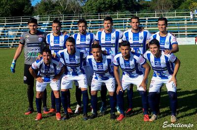 Formación del 22 de Setiembre de Encarnación.