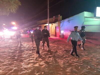 Los policías llegaron al lugar de la manifestación. La marcha fue sin incidentes.