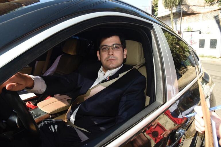 Reunión en la casa de HC.