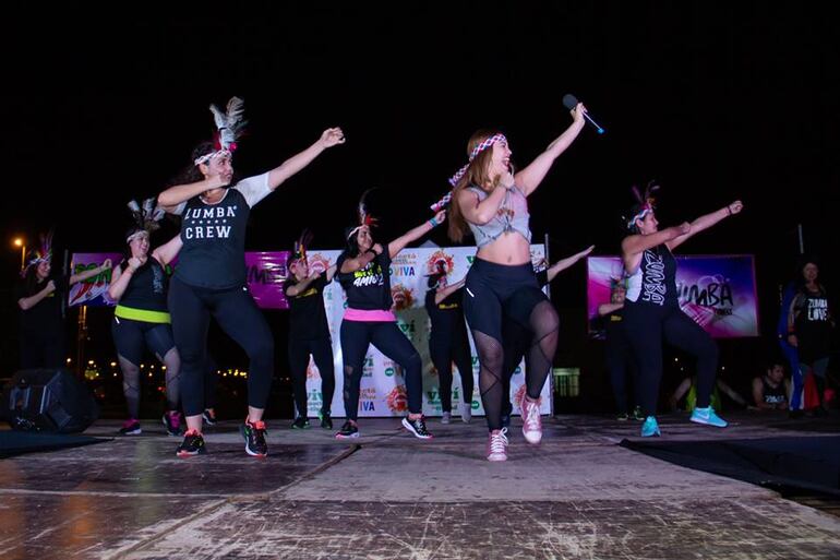 Artistas nacionales acompañan el evento todos los años. En la foto, Giuli Mendizza.