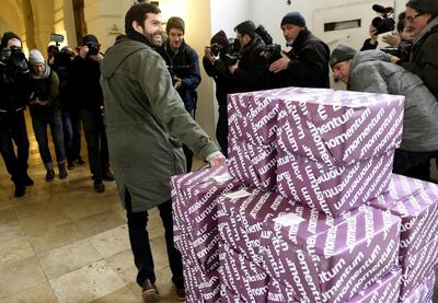 /pf/resources/images/abc-placeholder.png?d=2393