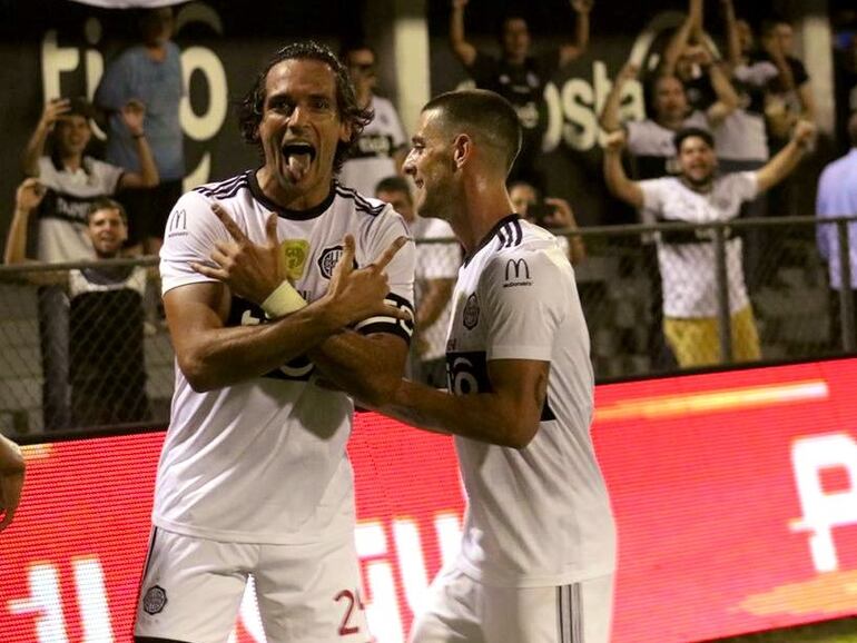 Roque Santa Cruz, Alejandro Silva, Olimpia.