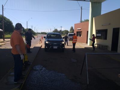 Cierran paso pese a que ministro Acevedo garantizó el libre tránsito.