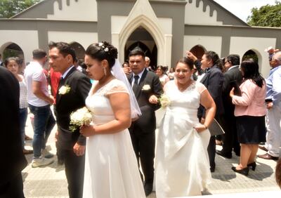 Una jornada inolvidable se vivió ayer en el templo de la ciudad de Caazapá con la celebración de la boda masiva que contó con la participación simultánea de 120 parejas.