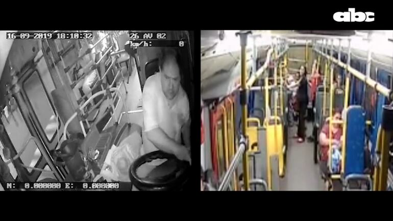 En esta combinación de imágenes se ve el momento en el que el chofer de la línea 2 Cristian David Díaz González hace el giro fatal. En la segunda captura, Carmen Vázquez sale despedida del colectivo.