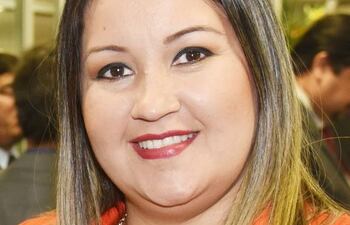 nadine-portillo-fiscala-que-investiga-el-despojo-a-la-comuna-de-asuncion-en-el-caso-ivesur--224928000000-1533844.jpg