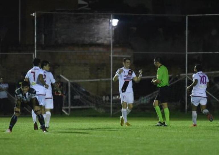 /pf/resources/images/abc-placeholder.png?d=2393