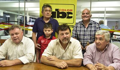 Gerónimo Villalba, Hernán Olmedo, Óscar Hannich, Pedro Olmedo y Gualberto Echagüe, socios y exfiguras hayistas en distintas disciplinas. Cuestionan legalidad de asamblea.