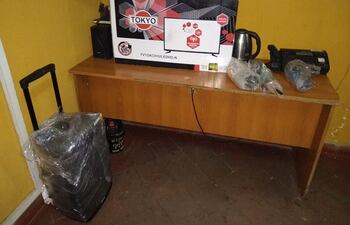 Algunos de los objetos robados y luego recuperados por la Policía.