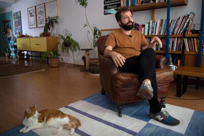 El actor y humorista brasileño Gregorio Duvivier durante la entrevista concedida a la AFP en Rio de Janeiro.