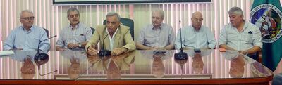 Darío Baumgarten, Manuel Riera, Luis Villasanti, Pedro Galli, Jorge Lamar y Juan Cácerez Bazán,  en la rueda de prensa de ayer  en ARP.