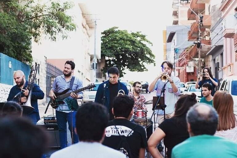 Los Panas Jazz Group.